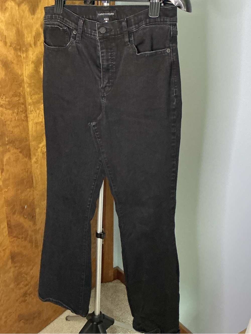 Lucky Brand Black High-Rise Flare Jeans - Picture 6 of 9